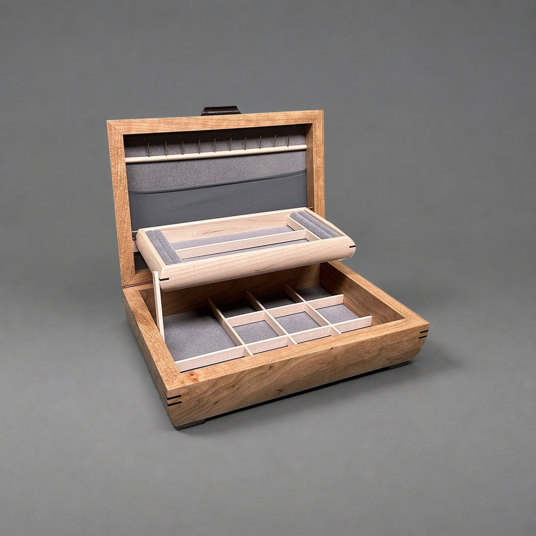 Elegance jewelry box cherry with curly maple lid, closed
