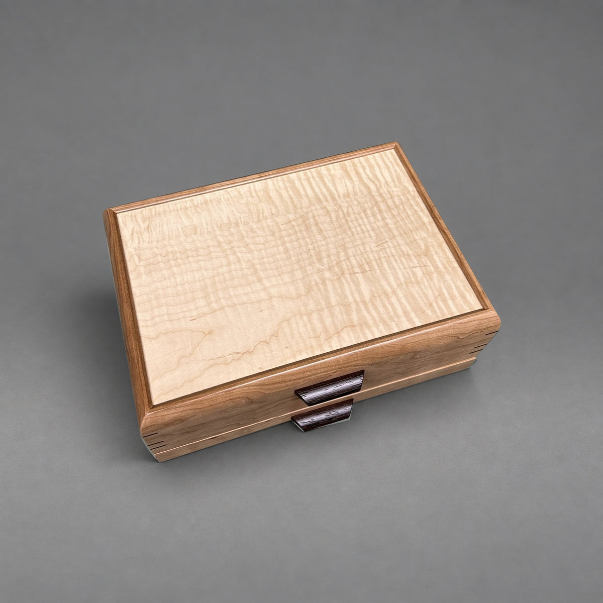 Curly maple lid detail from above