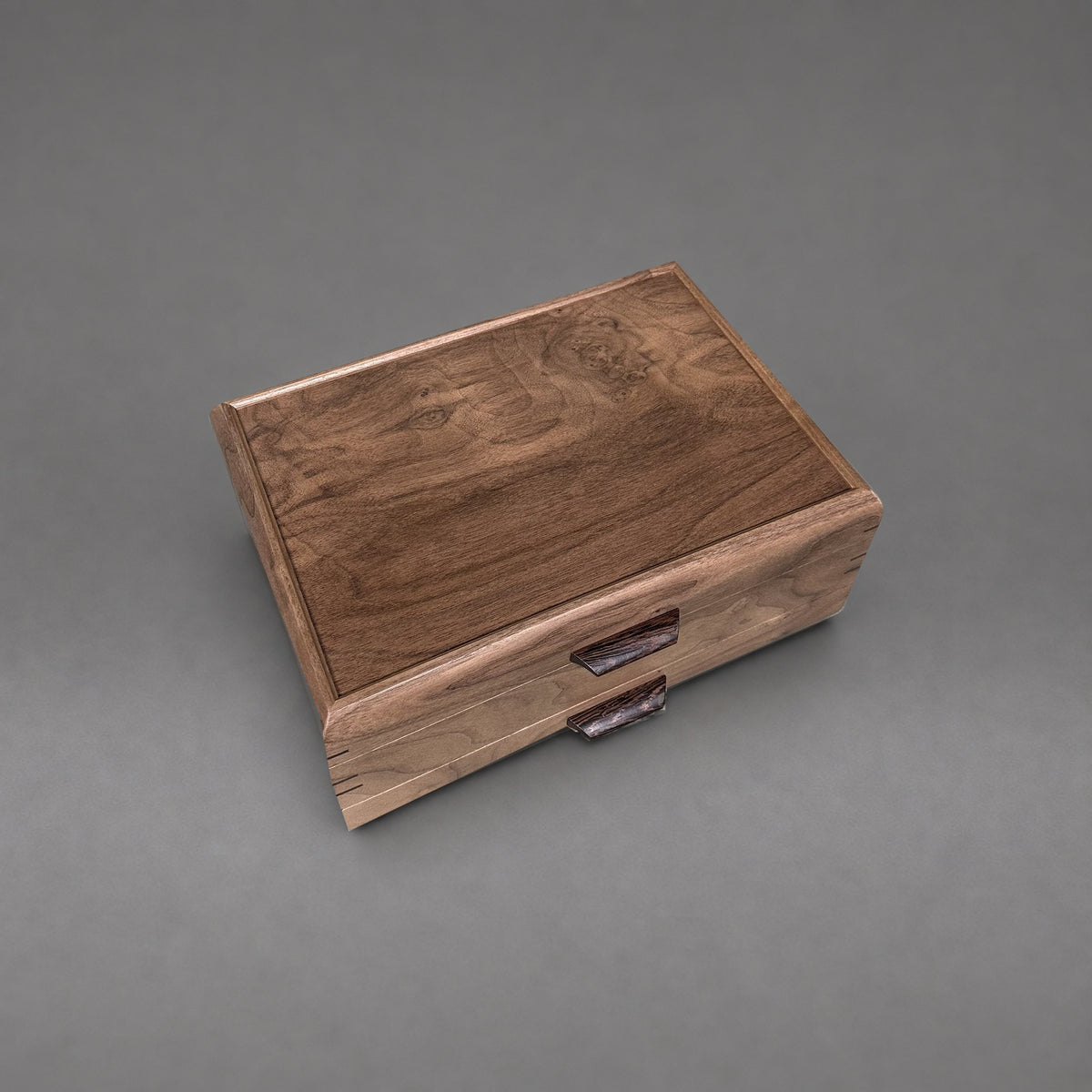 Walnut lid detail from above