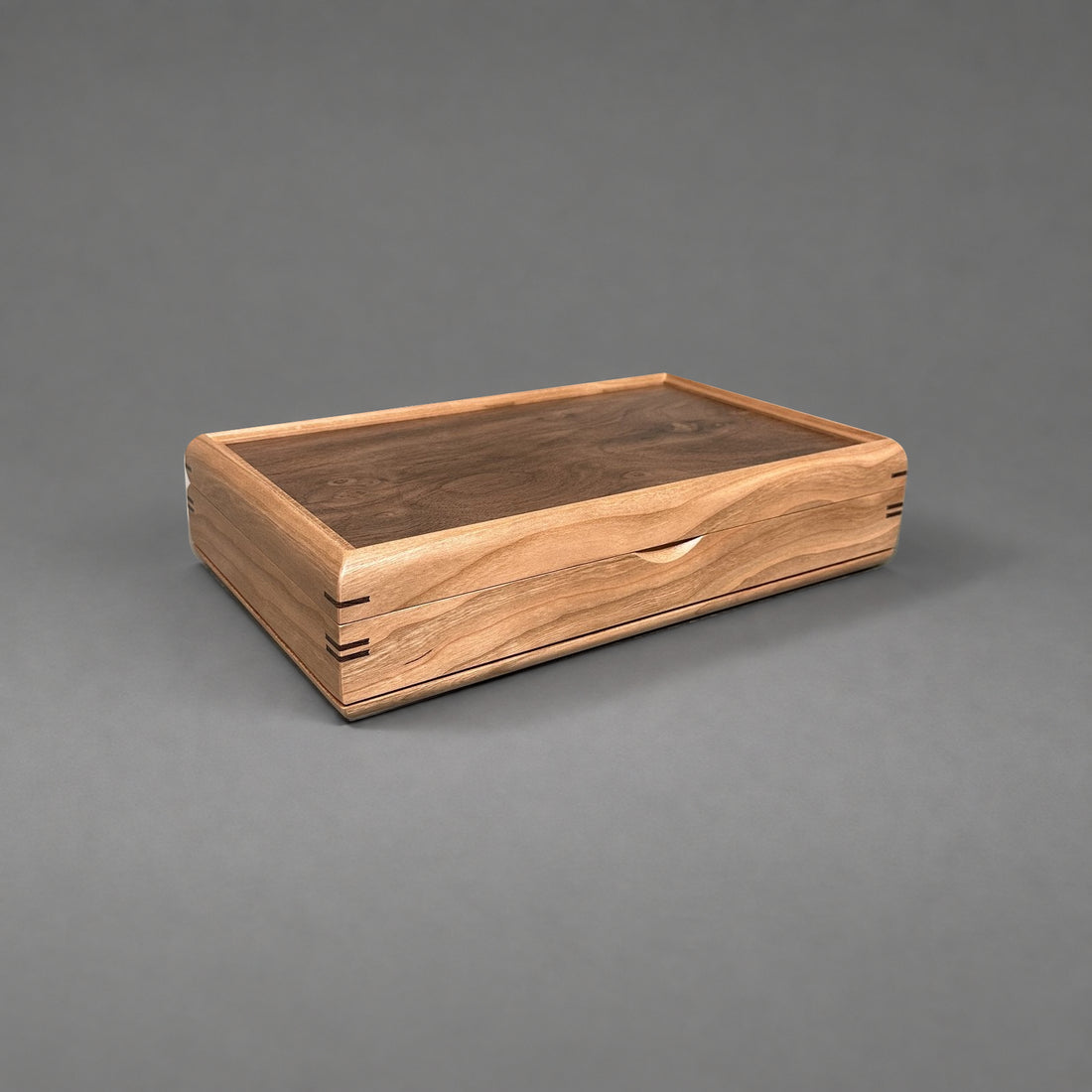 Large Valet Box cherry with walnut lid, closed