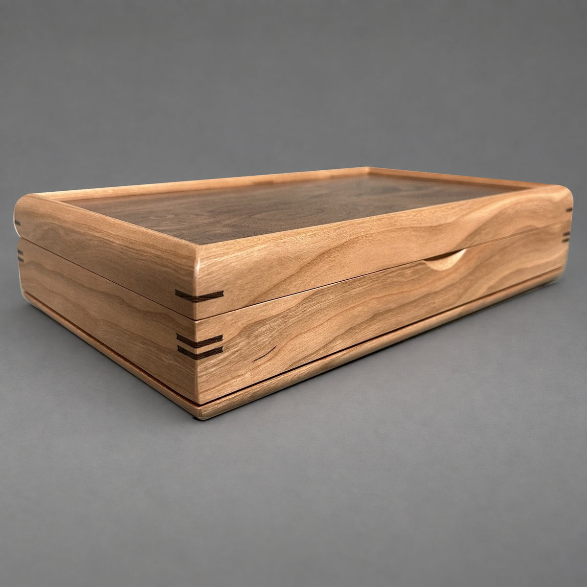 Cherry grain detail, side view