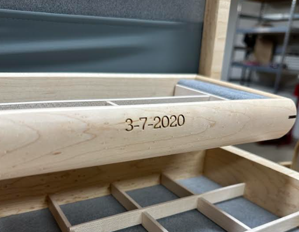 The wedding date engraved on the tray